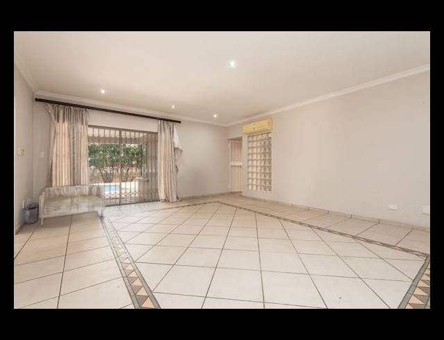 4 BEDROOM HOUSE FOR SALE IN BASSONIA